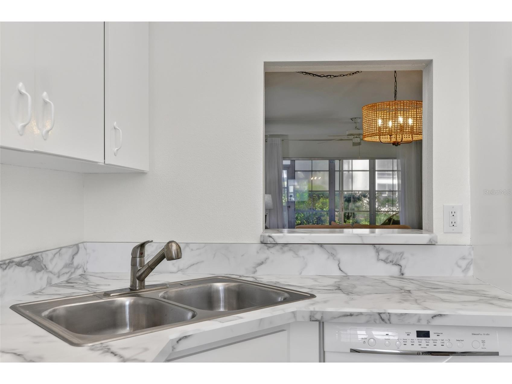 741 Capri Isles Boulevard #111 Venice FL 34292 C7526101 image16