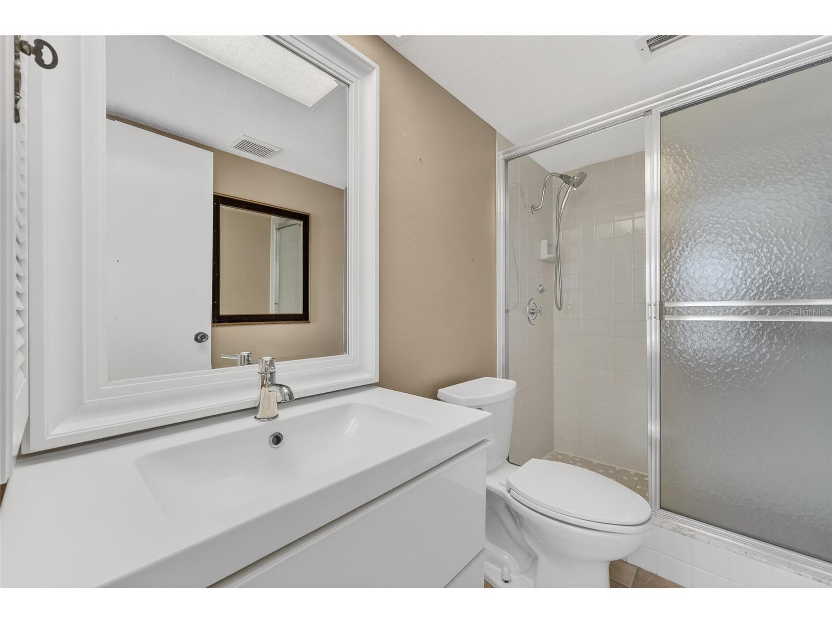 741 Capri Isles Boulevard #111 Venice FL 34292 C7526101 image21