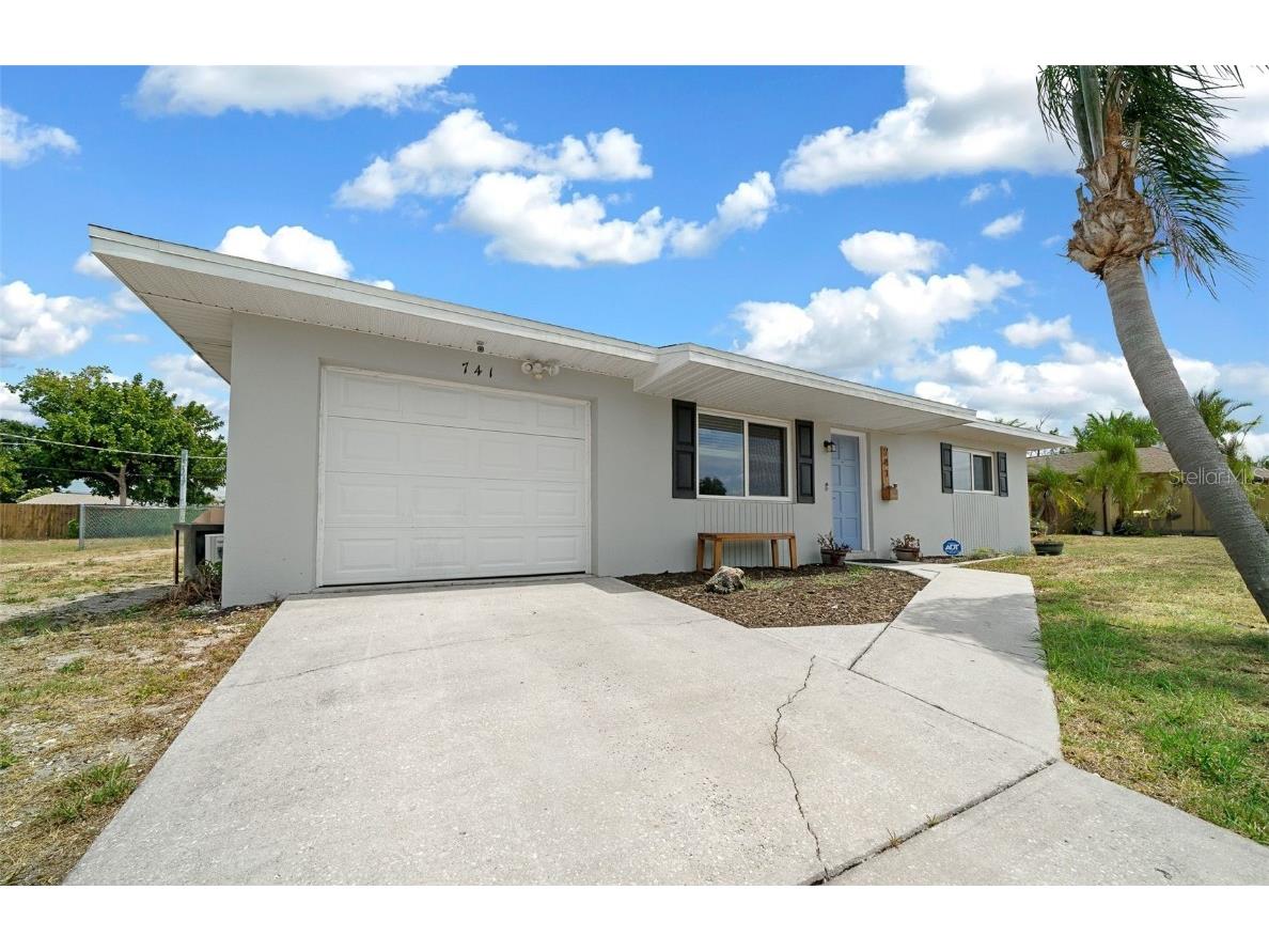 741 Dobell Terrace NW Port Charlotte FL 33948 OM679762 image1