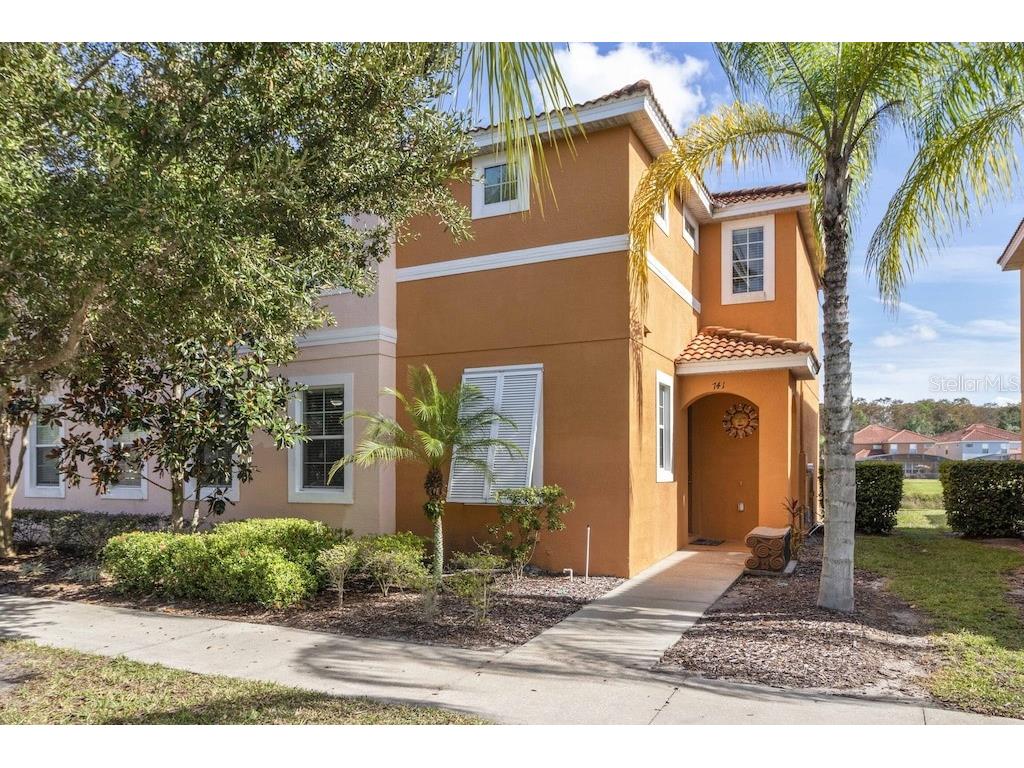 741 Las Fuentes Drive Kissimmee FL 34746 W7858586 image1