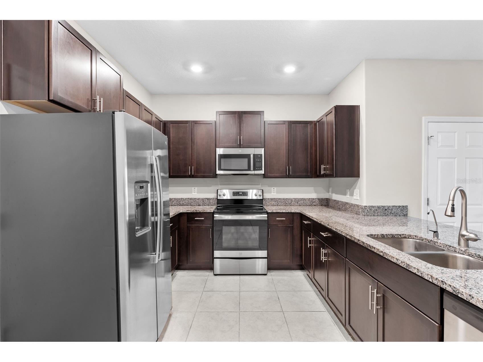 741 Royal Empress Drive Ruskin FL 33570 TB8502765 image10