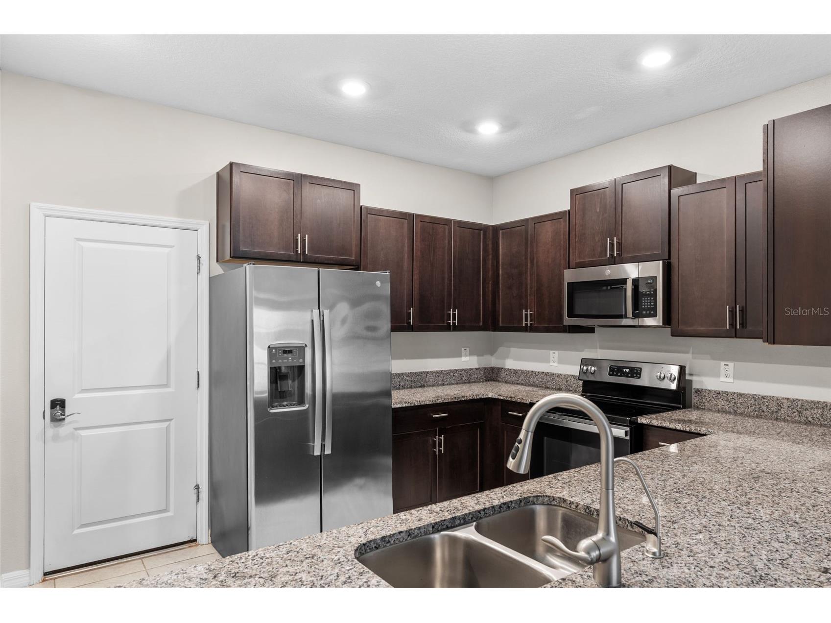 741 Royal Empress Drive Ruskin FL 33570 TB8502765 image13