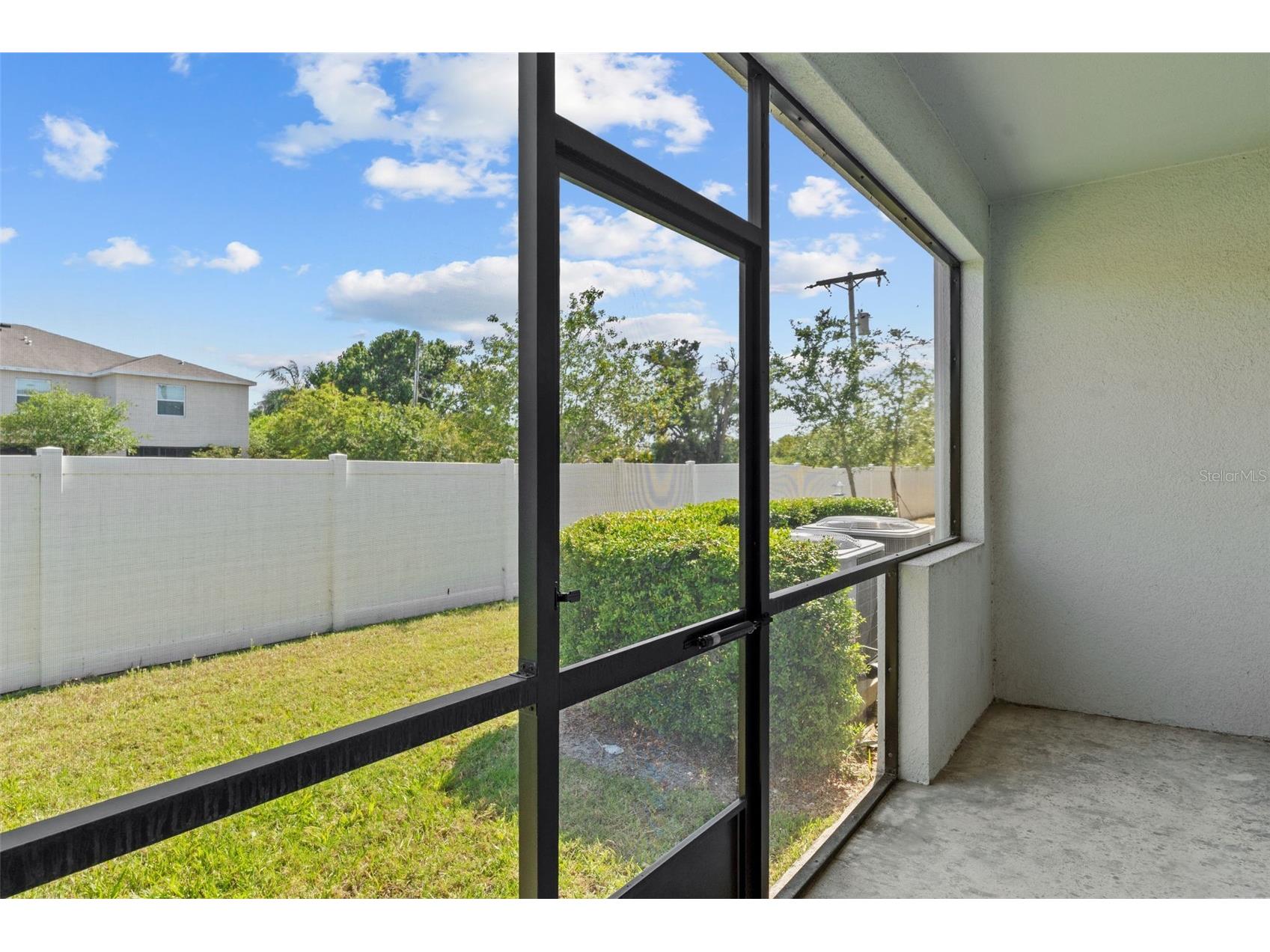 741 Royal Empress Drive Ruskin FL 33570 TB8502765 image19