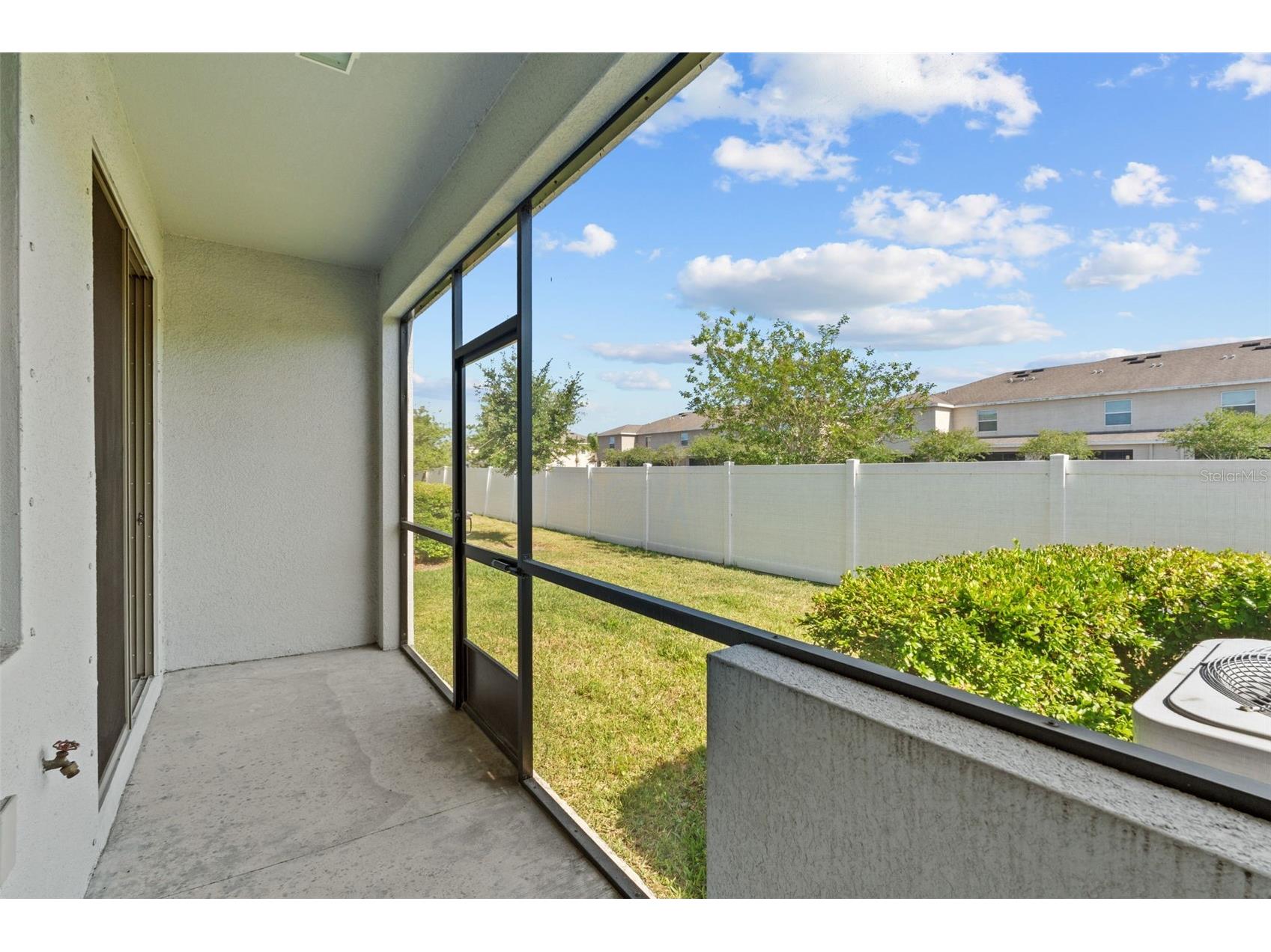 741 Royal Empress Drive Ruskin FL 33570 TB8502765 image21