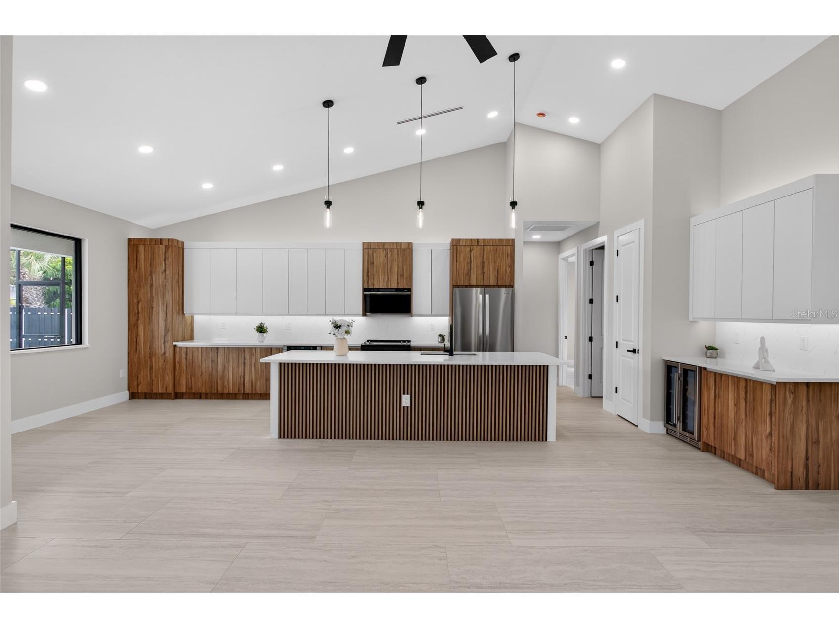 741 SW 7th Terrace Cape Coral FL 33991 A4693979 image2