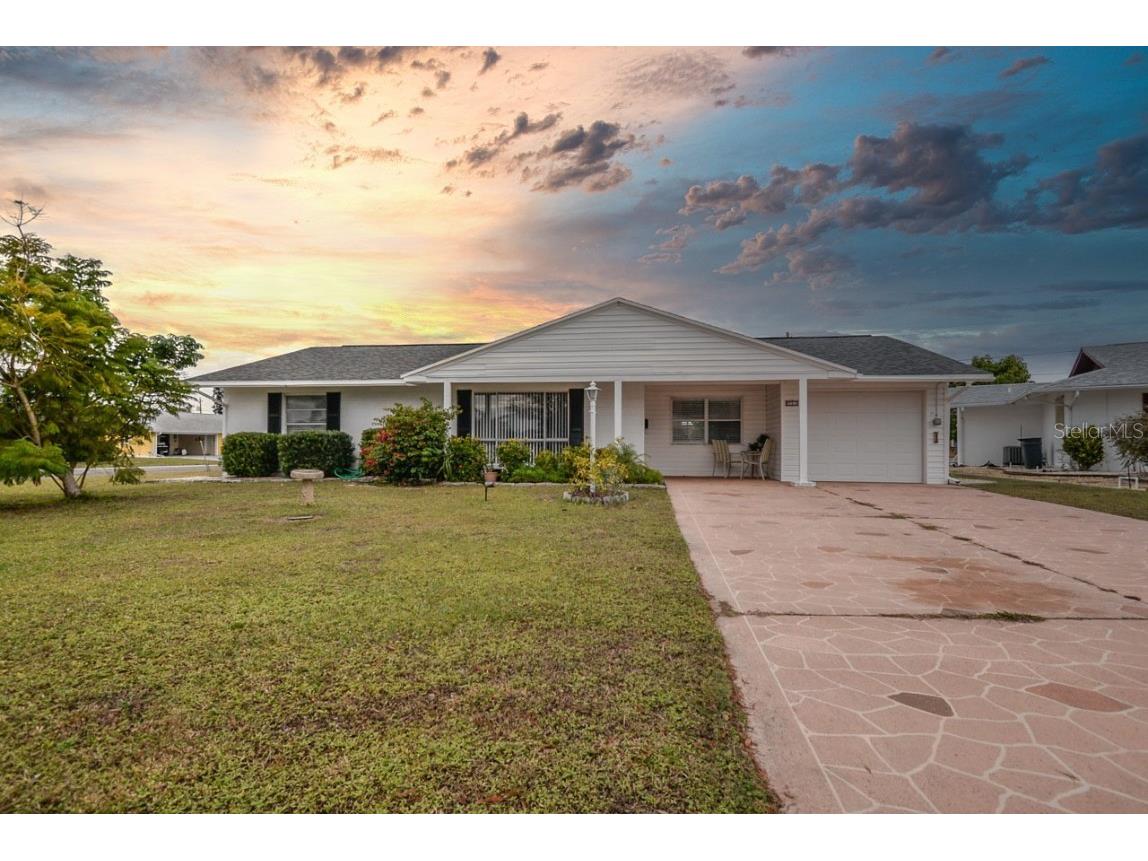 741 Torrey Pines Avenue Sun City Center FL 33573 T3496395 image1