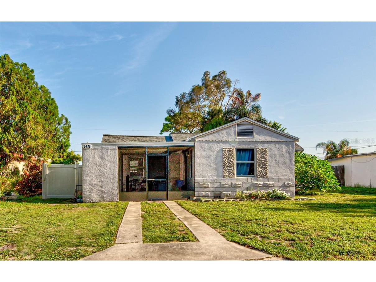 7411 41st Avenue N Saint Petersburg FL 33709 U8212638 image1