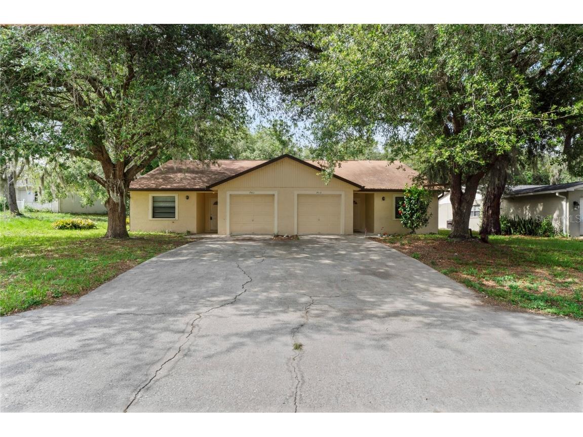 7411 & 7413 Mead Drive Spring Hill FL 34606 TB8394772 image1