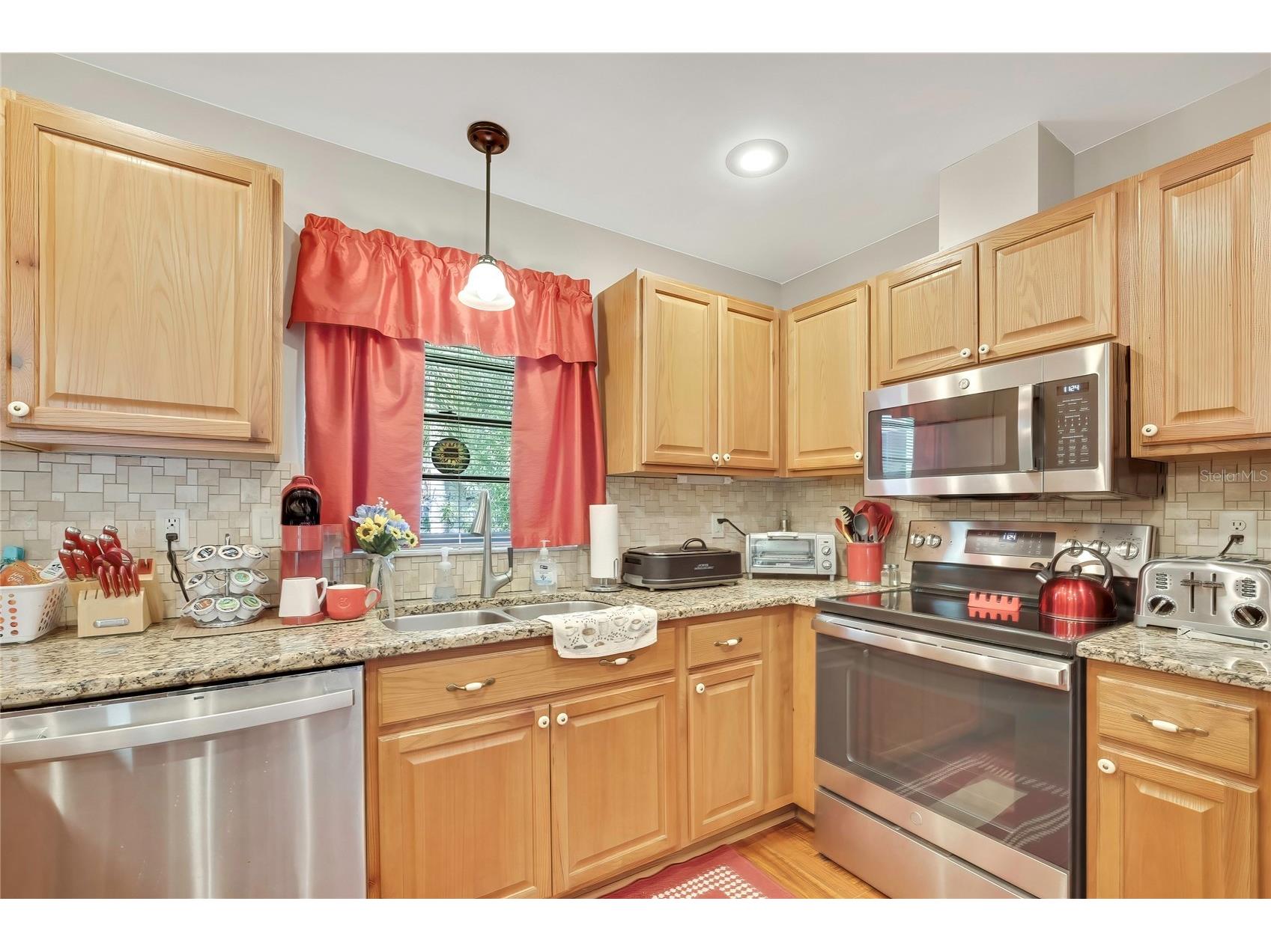 7411 Baltusrol Drive New Port Richey FL 34654 W7885291 image14