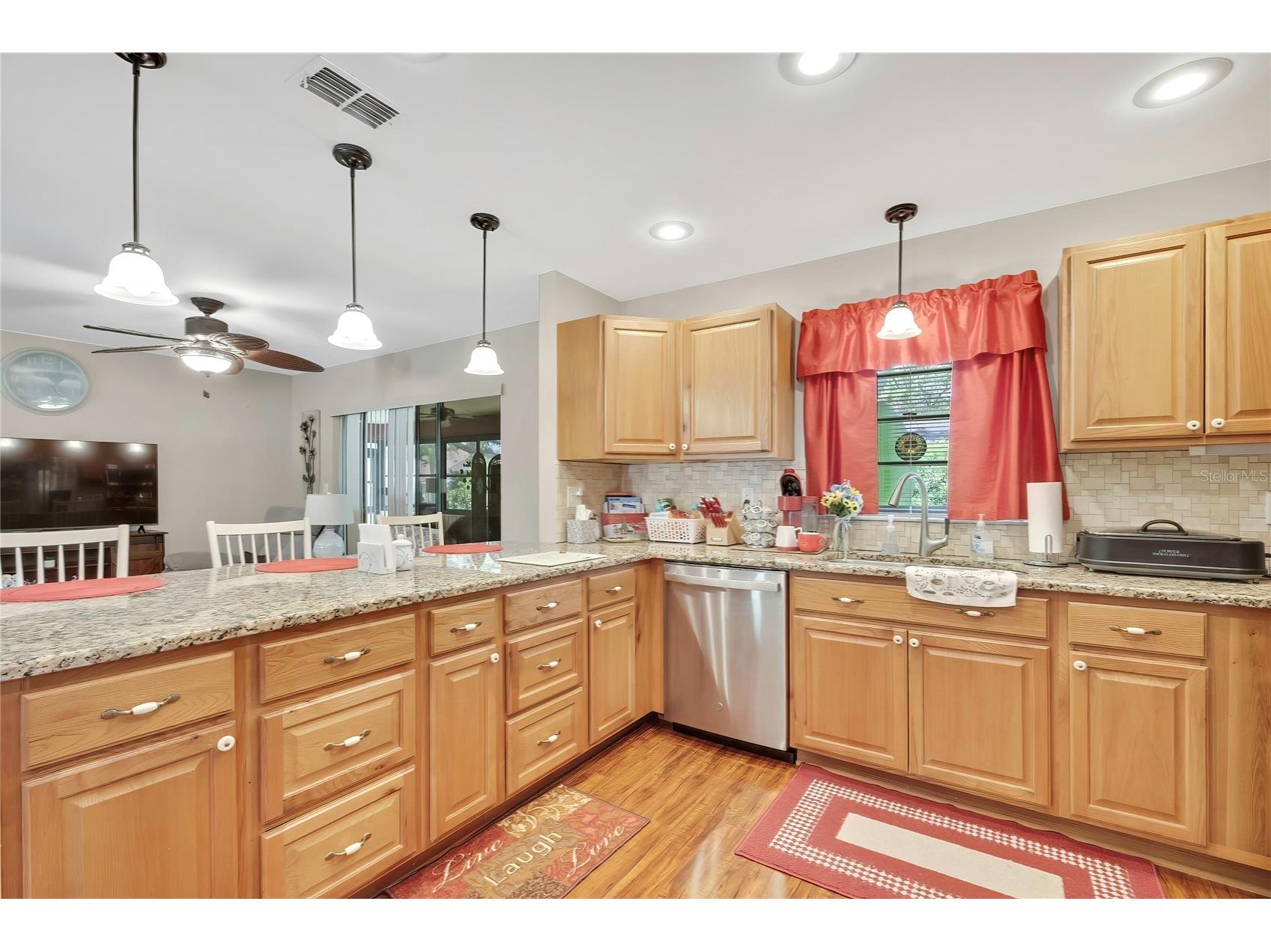 7411 Baltusrol Drive New Port Richey FL 34654 W7885291 image16