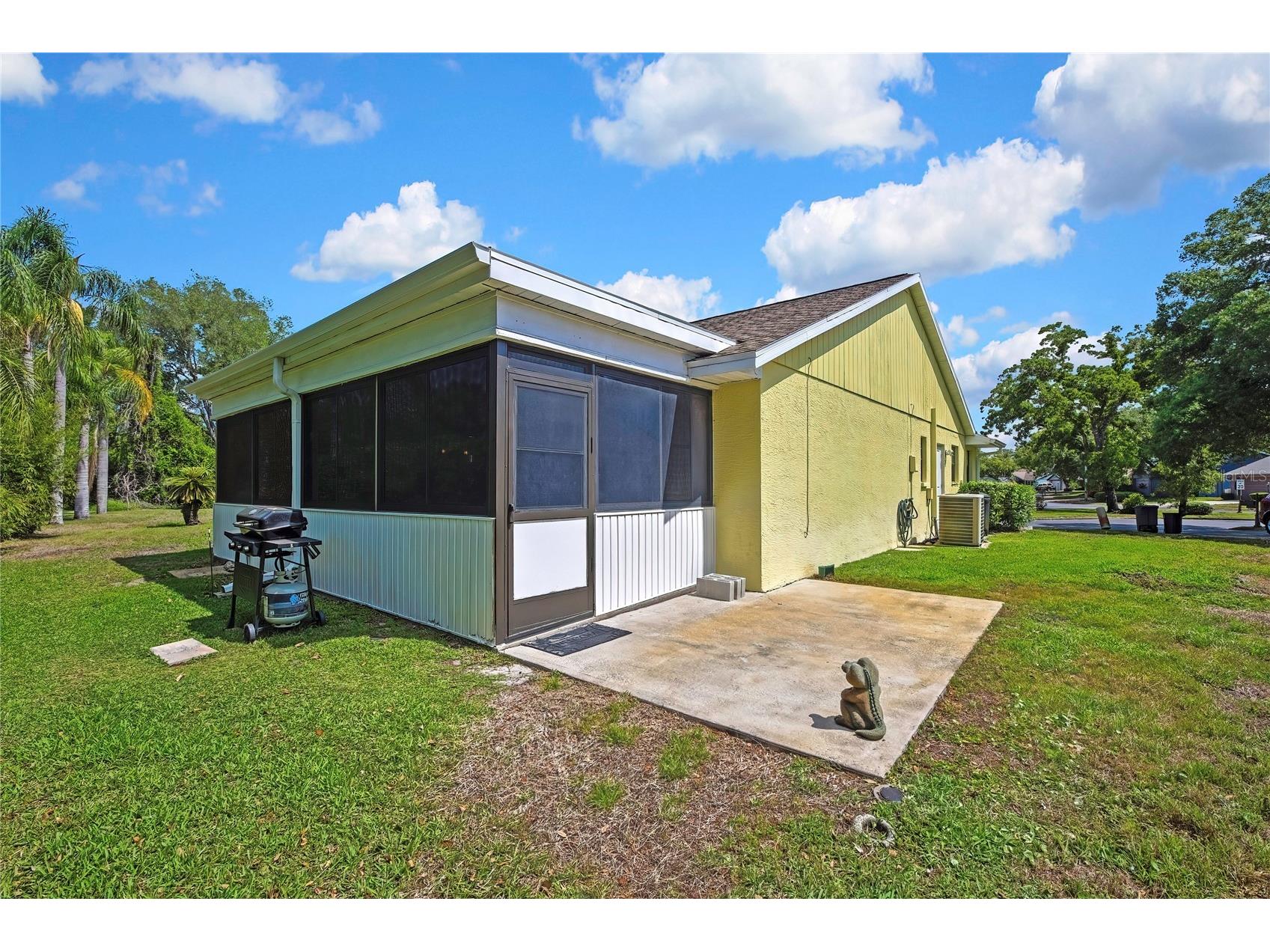 7411 Baltusrol Drive New Port Richey FL 34654 W7885291 image32