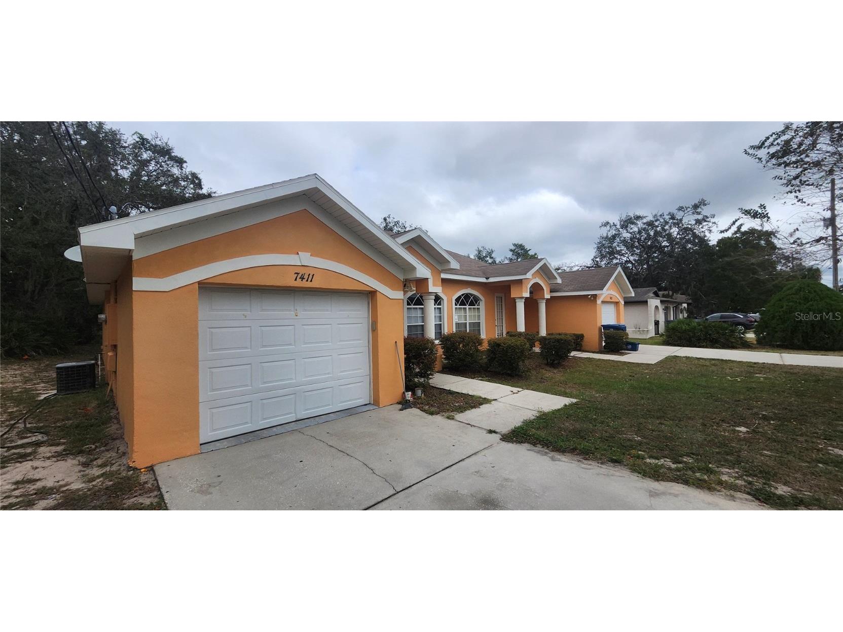 7411 Canterbury Street Spring Hill FL 34606 W7881244 image2