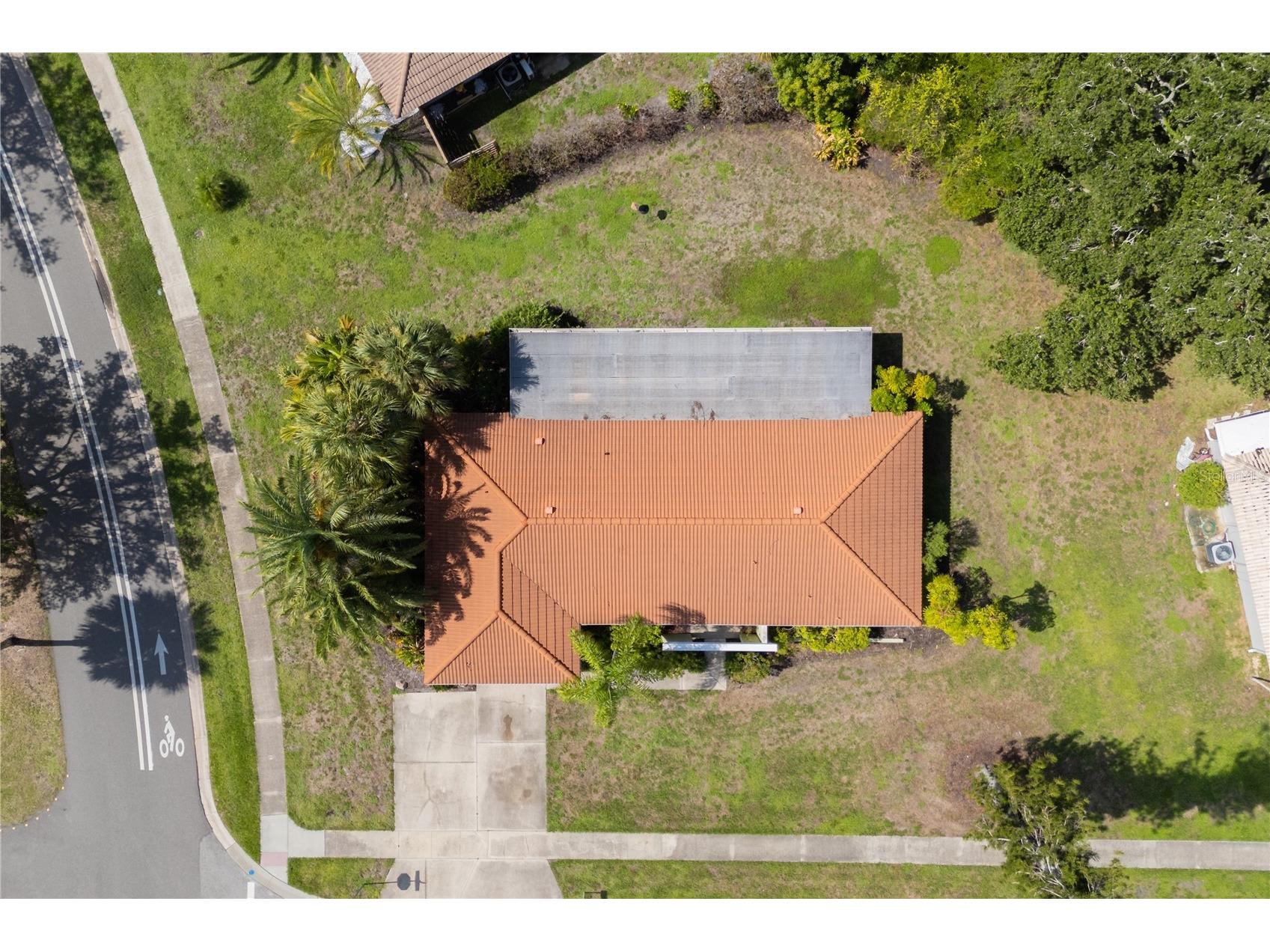 7411 Dickens Drive Sarasota FL 34231 A4699112 image25