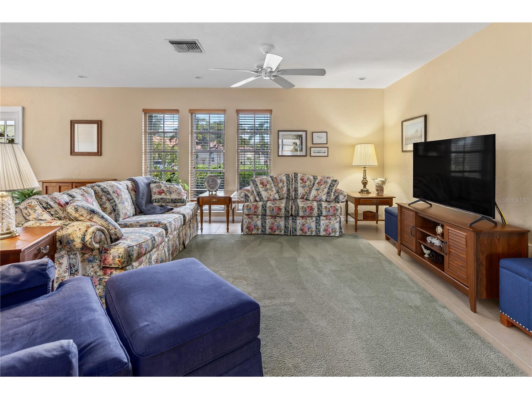 7411 Dickens Drive Sarasota FL 34231 A4699112 image4