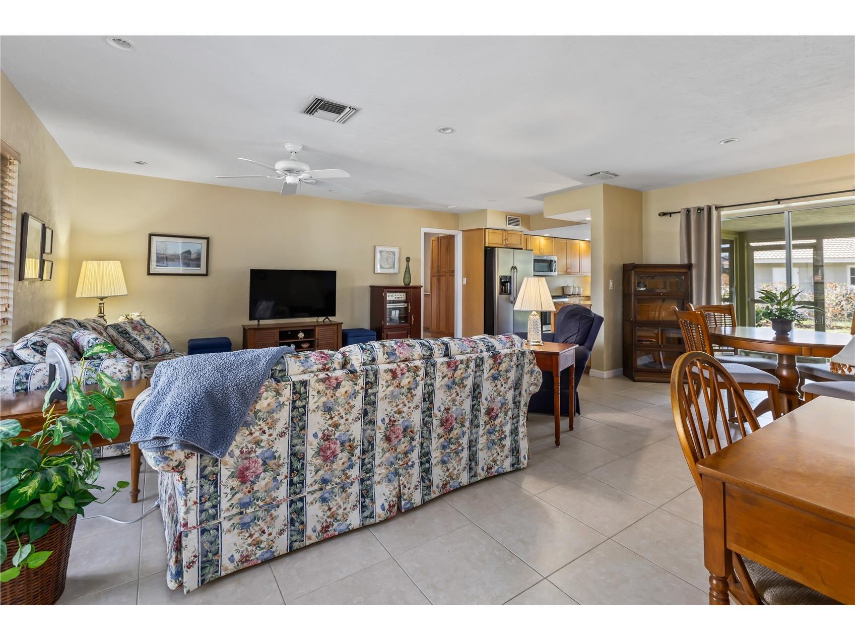 7411 Dickens Drive Sarasota FL 34231 A4699112 image5