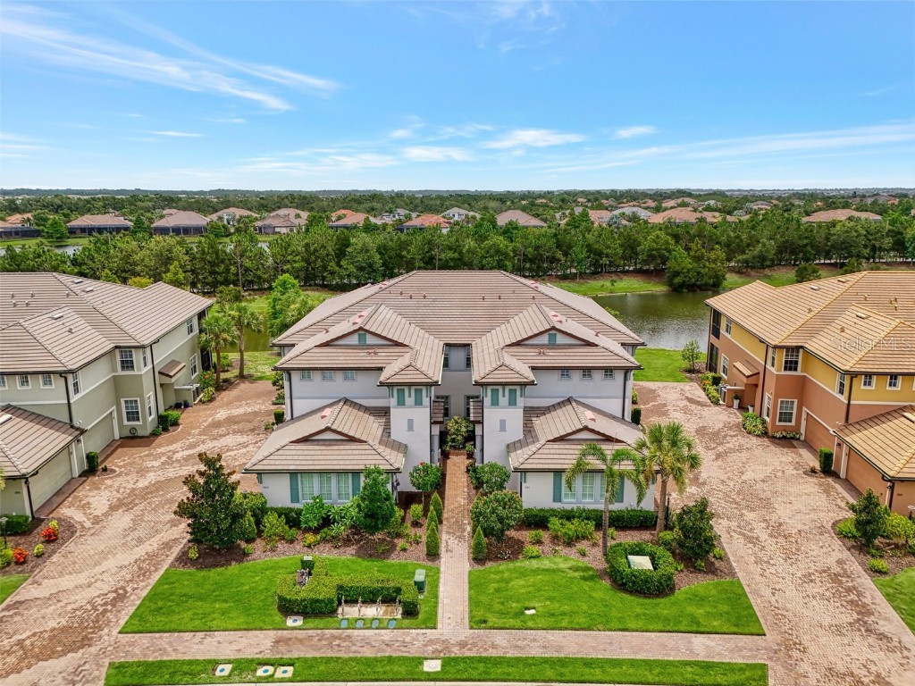 7411 Divot Loop #16-D Bradenton FL 34202 N6141641 image1