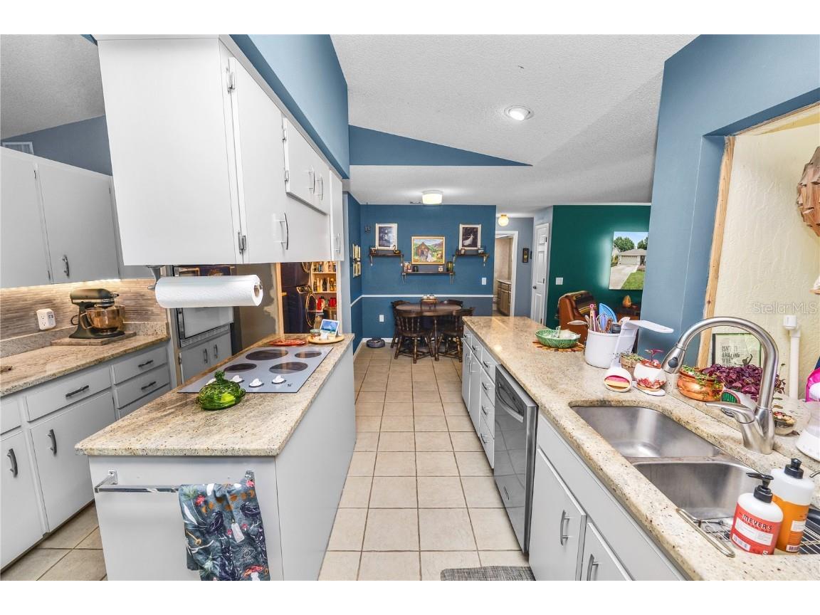 7411 Floral Circle E Lakeland FL 33810 L4956486 image13