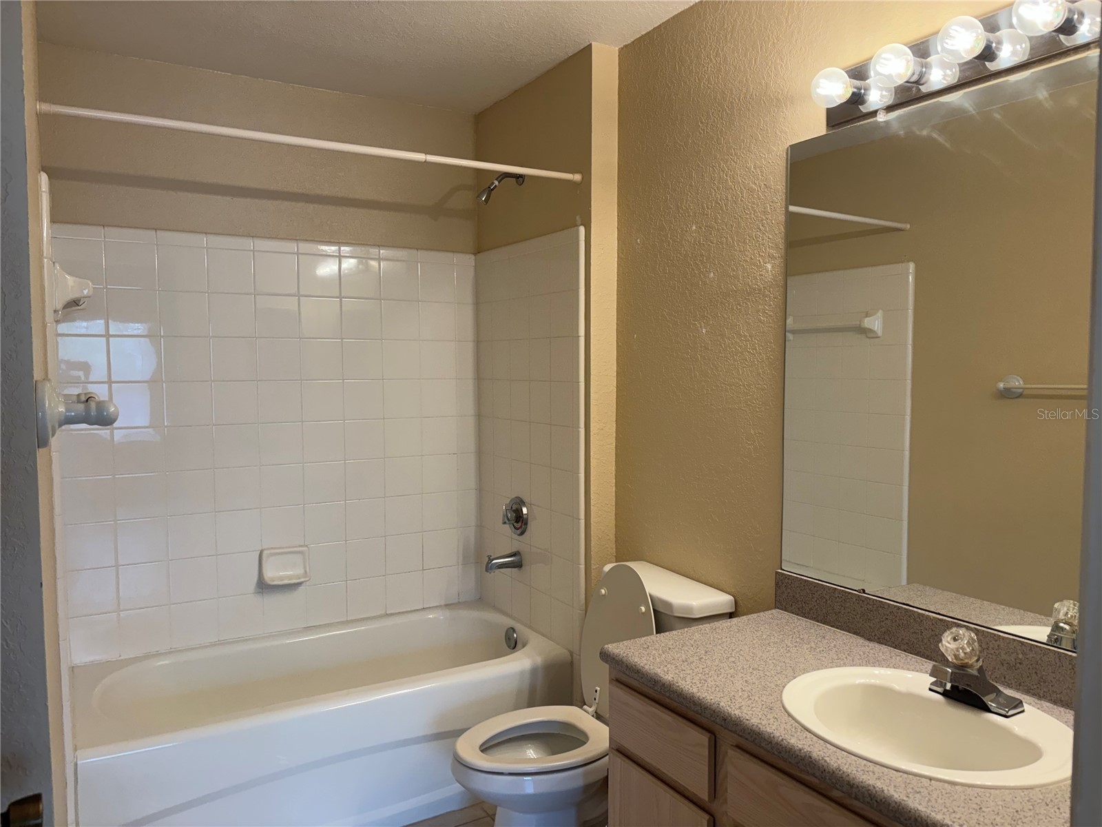 7411 Vista Way #203 Bradenton FL 34202 A4688478 image14