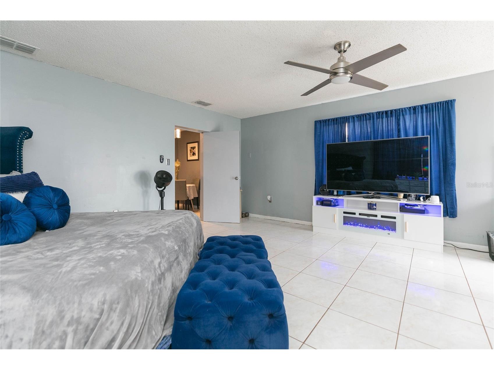 7412 Kingston Drive Tampa FL 33619 TB8515987 image24