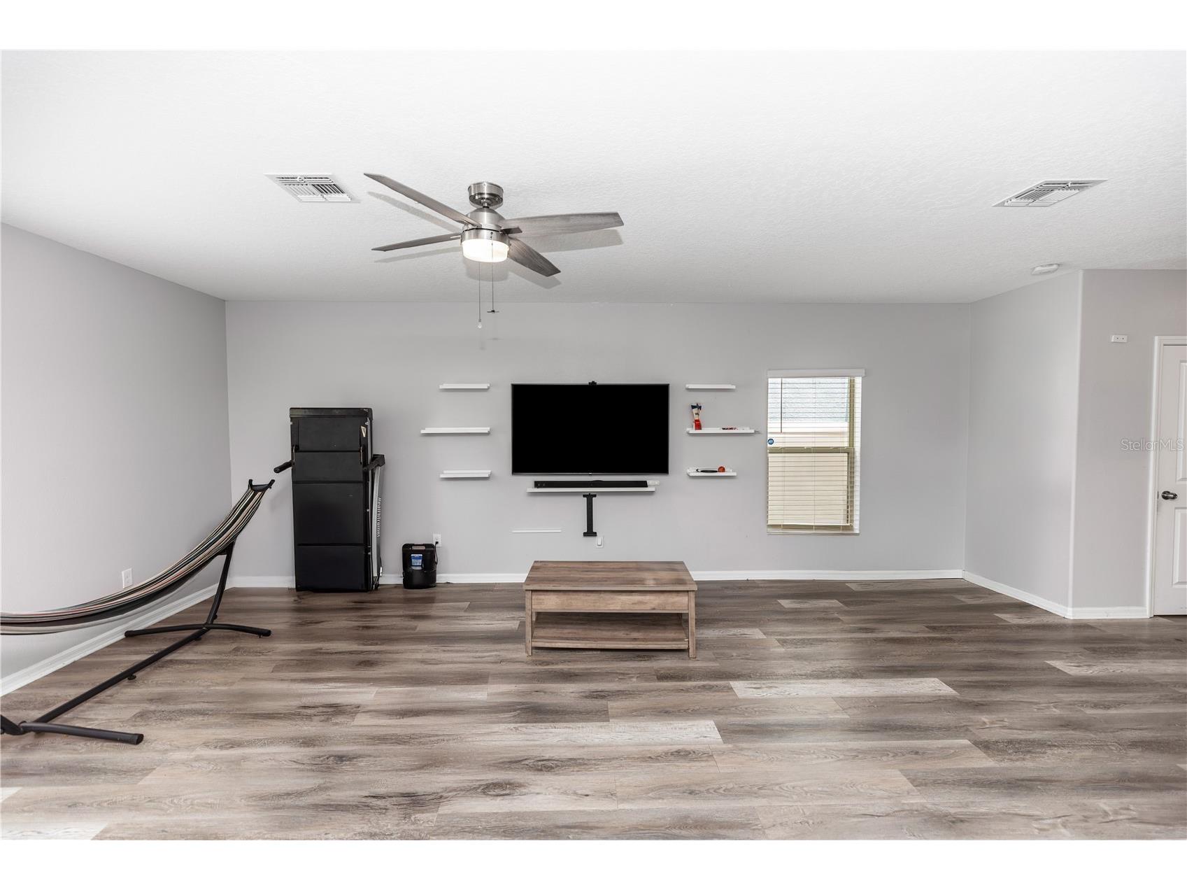 7412 Pearly Everlasting Avenue Tampa FL 33619 S5129882 image5