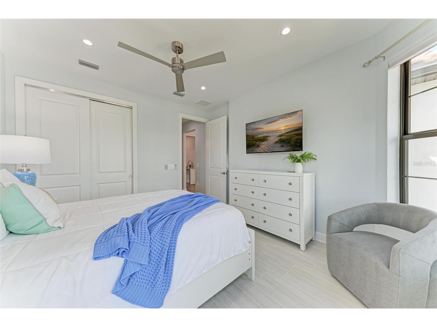7412 Summerland Cove Lakewood Ranch FL 34202 A4694052 image35