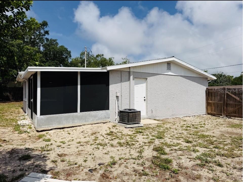 7412 University Drive Hudson FL 34667 TB8508898 image18