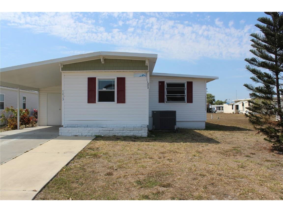 7413 Petula Avenue Port Charlotte FL 33981 - BUTTERFORD WATERWAY C7473789 image1