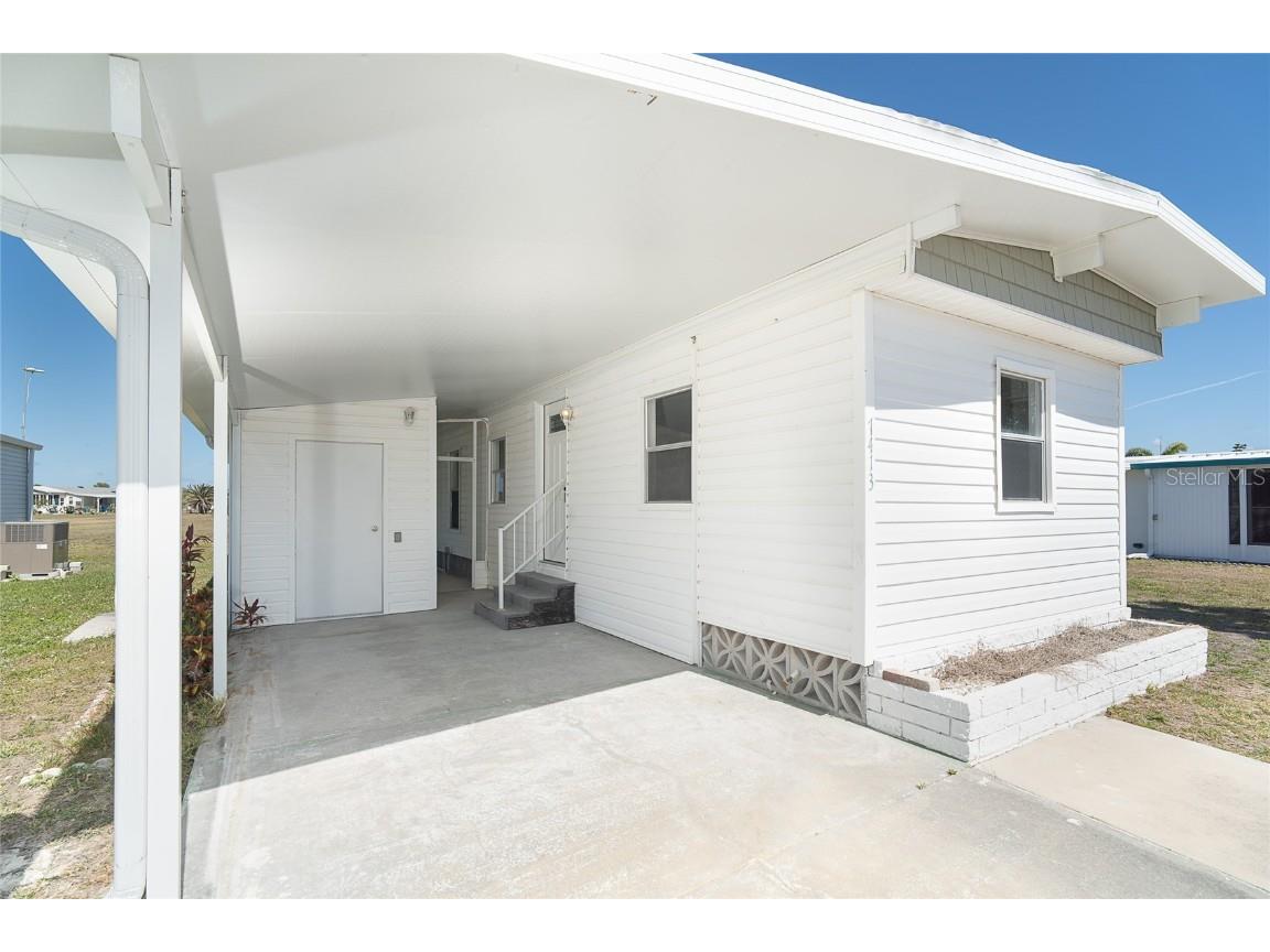 7413 Petula Avenue Port Charlotte FL 33981 - BUTTERFORD WATERWAY D6141474 image3