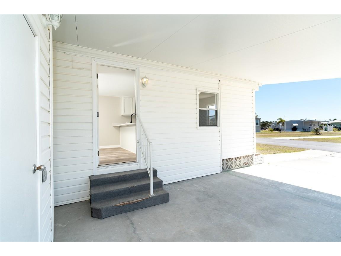 7413 Petula Avenue Port Charlotte FL 33981 - BUTTERFORD WATERWAY D6141474 image5