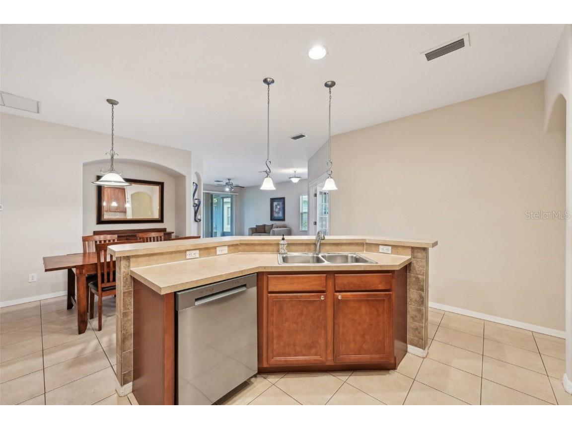 7413 Surrey Wood Lane Apollo Beach FL 33572 TB8374126 image22