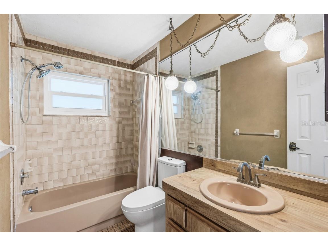 7415 Lake Forest Circle Port Richey FL 34668 TB8442615 image27