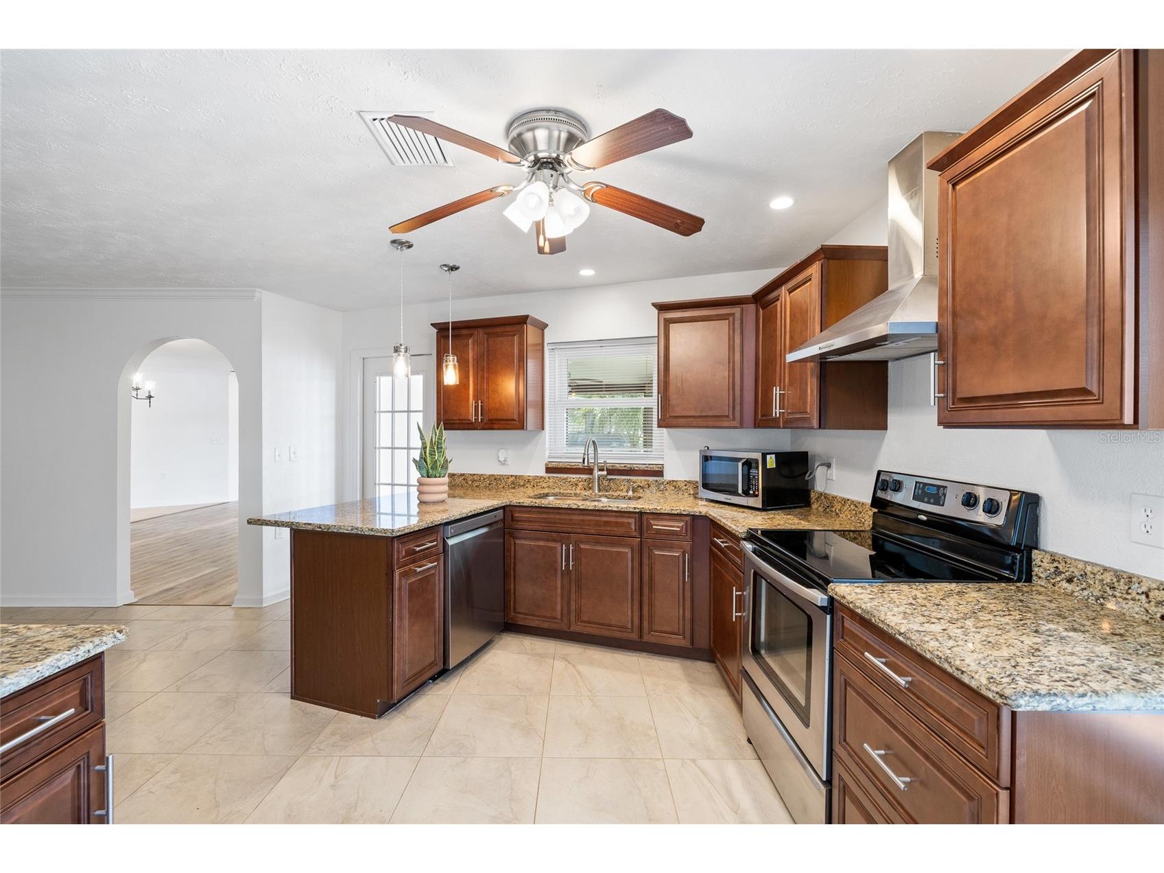 7415 Lake Forest Circle Port Richey FL 34668 TB8504158 image18