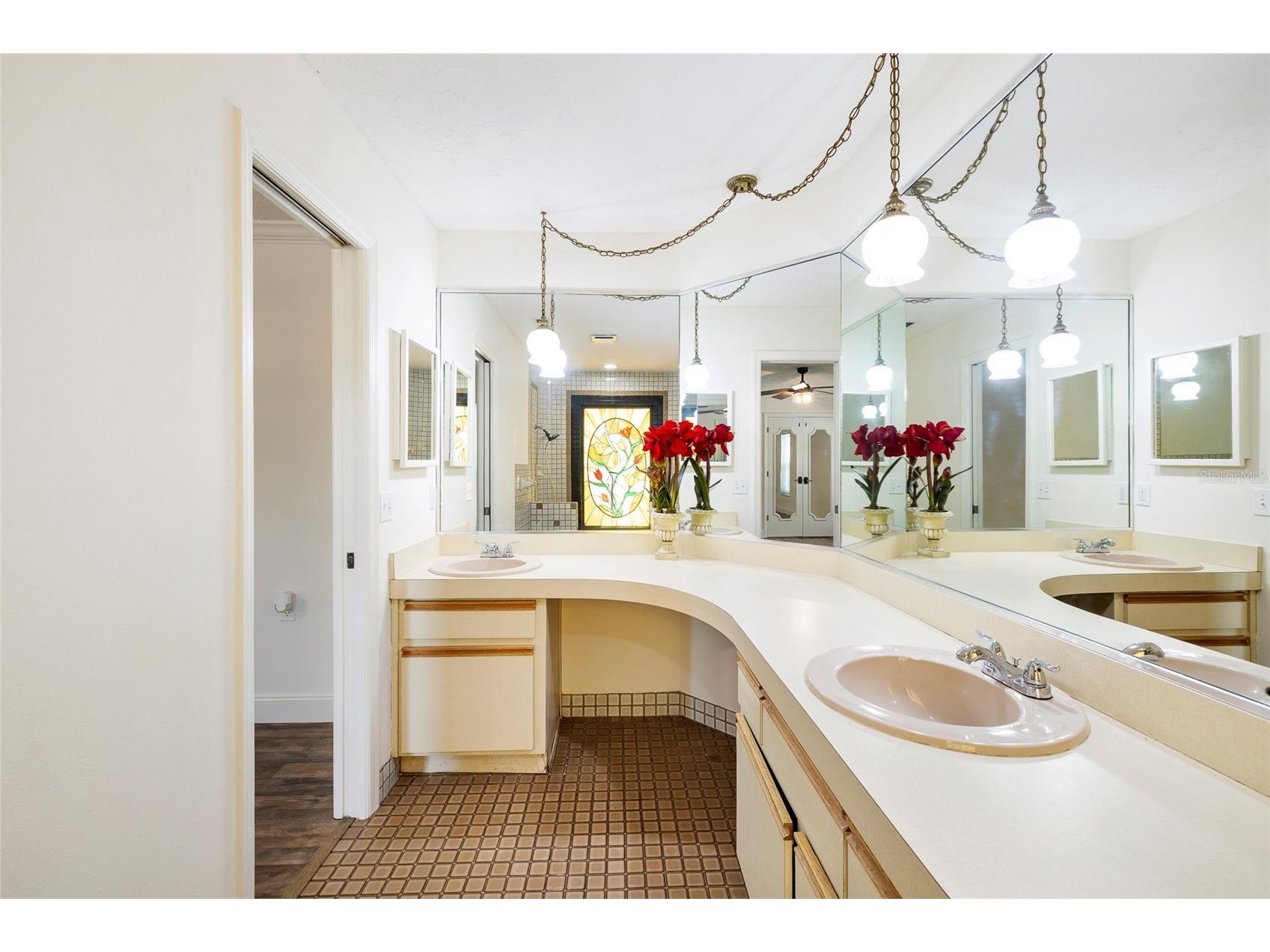 7415 Lake Forest Circle Port Richey FL 34668 TB8504158 image27