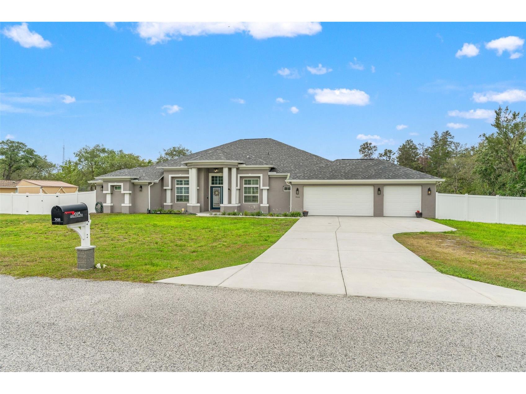 7416 Bahama Swallow Avenue Weeki Wachee FL 34613 W7885683 image3