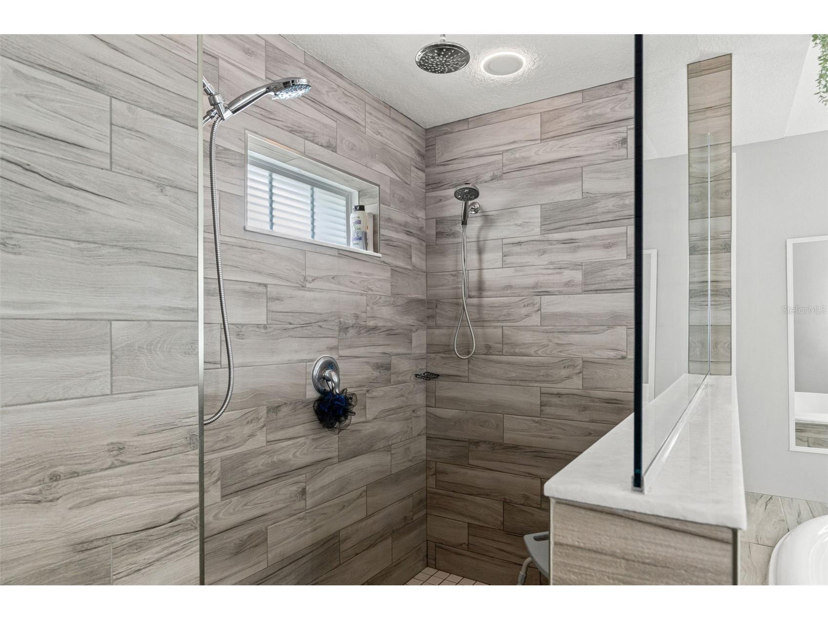 7416 Bahama Swallow Avenue Weeki Wachee FL 34613 W7885683 image34