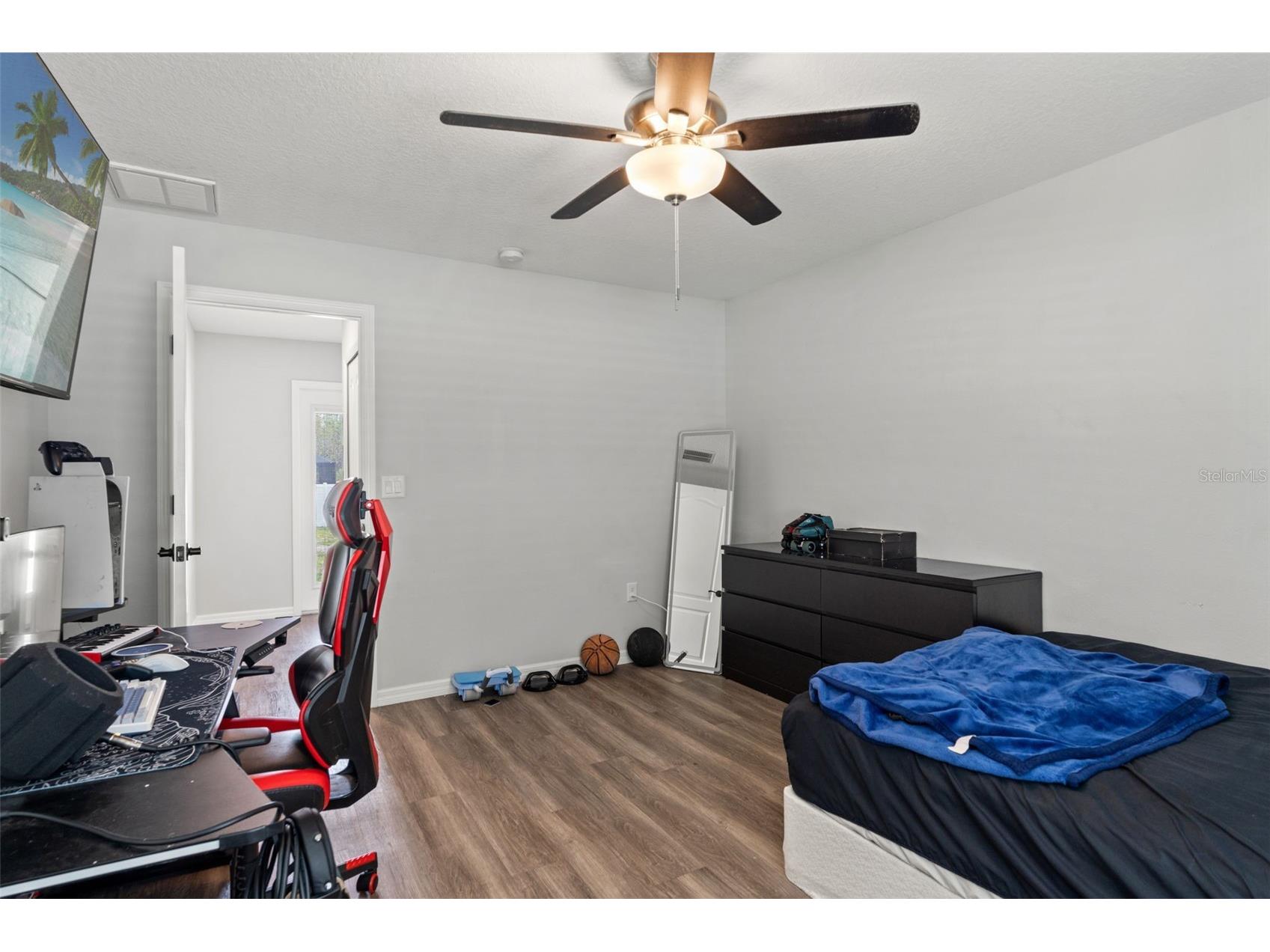 7416 Bahama Swallow Avenue Weeki Wachee FL 34613 W7885683 image45