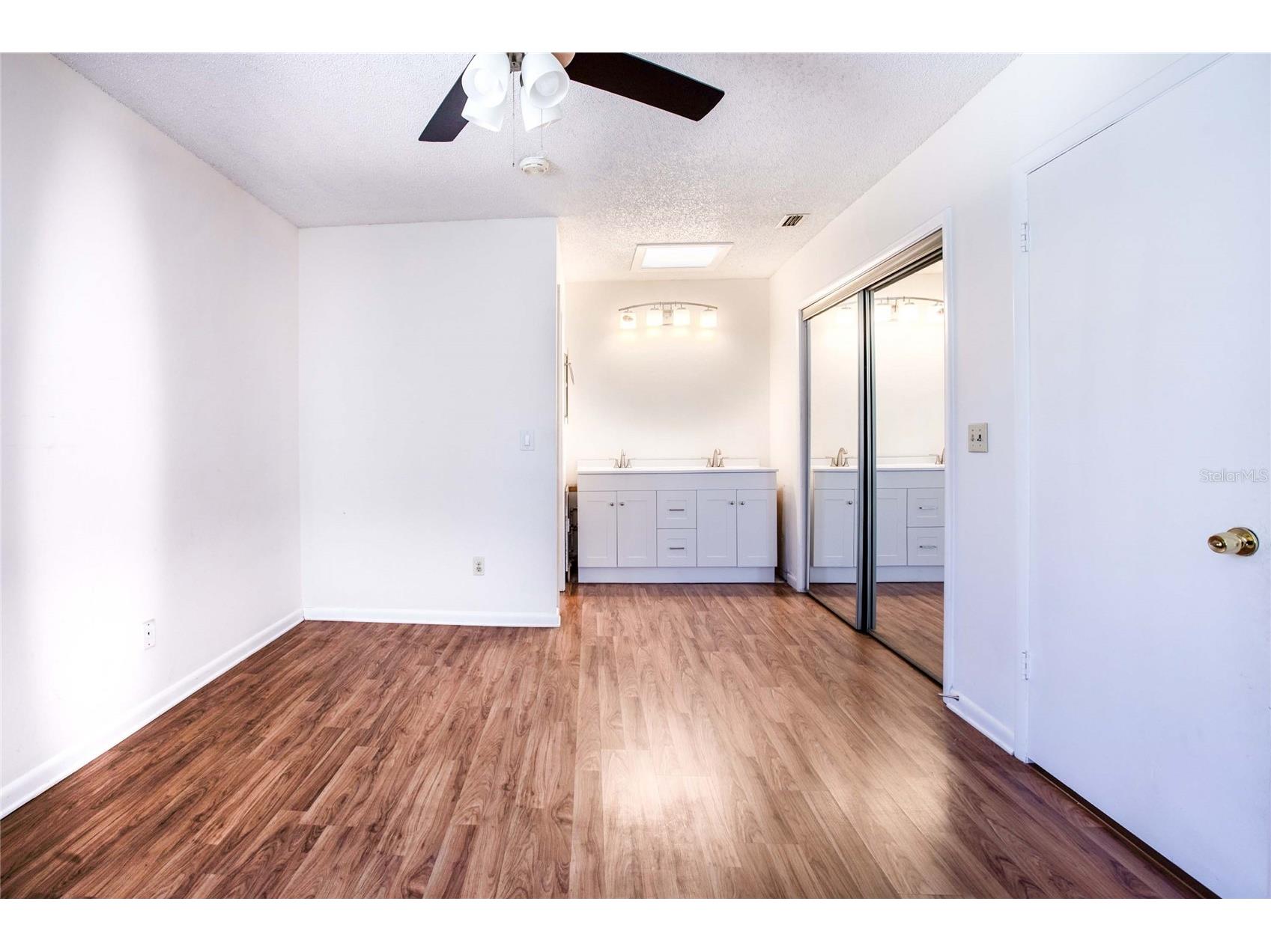 7416 Clearview Drive Tampa FL 33634 A4680005 image20