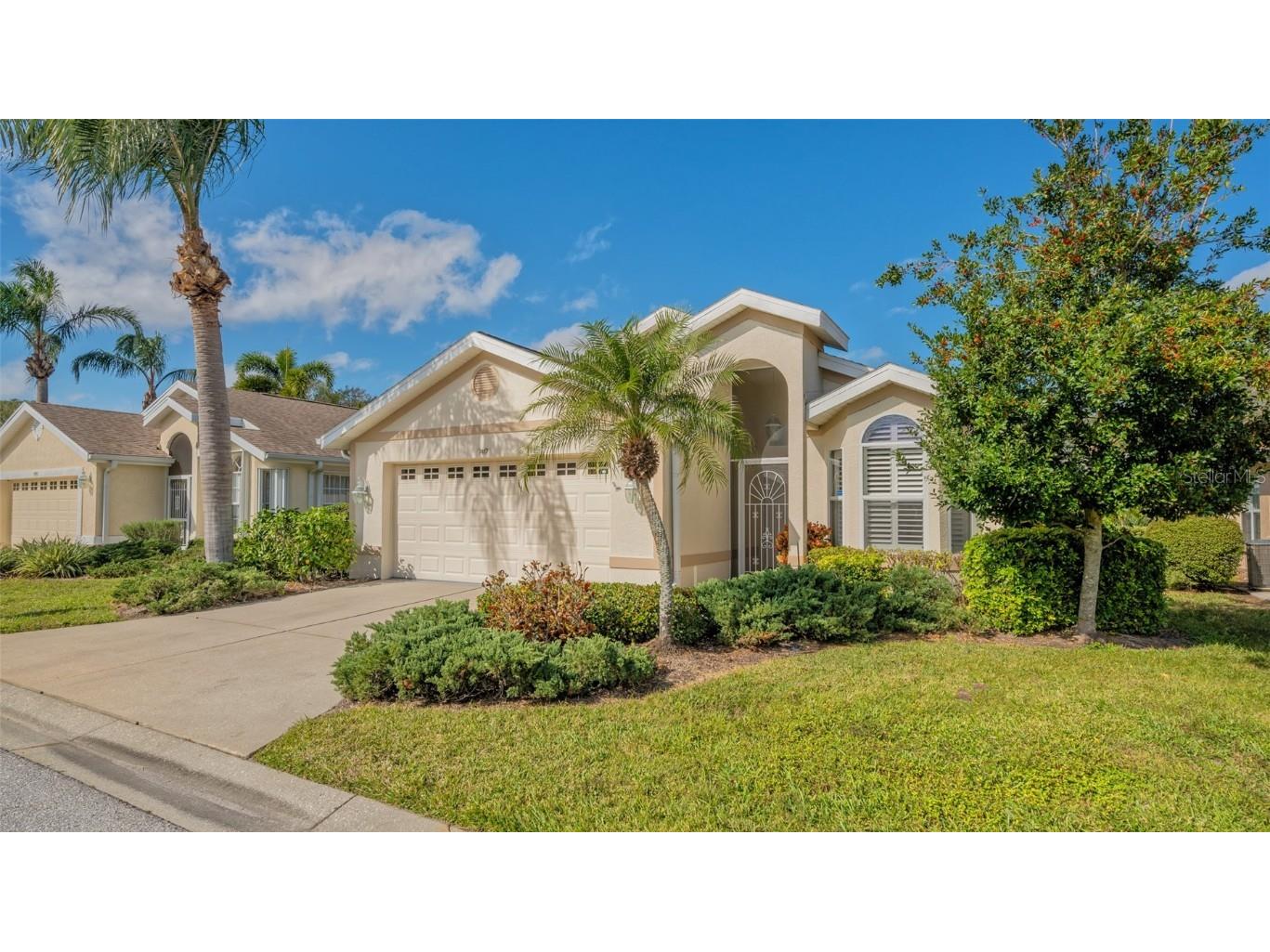 7417 Eleanor Circle #191 Sarasota FL 34243 A4557124 image1