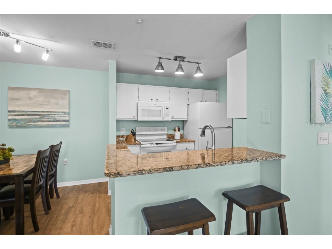 7417 Vista Way #202 Lakewood Ranch FL 34202 A4671564 image10