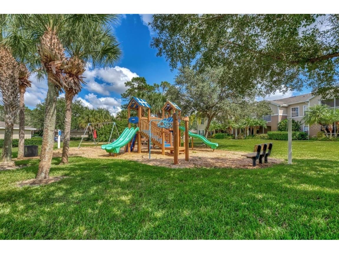 7417 Vista Way #202 Lakewood Ranch FL 34202 A4671564 image40