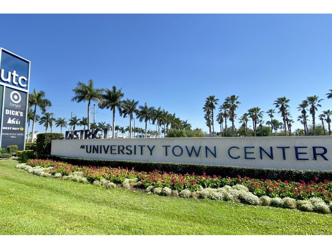 7417 Vista Way #202 Lakewood Ranch FL 34202 A4671564 image50