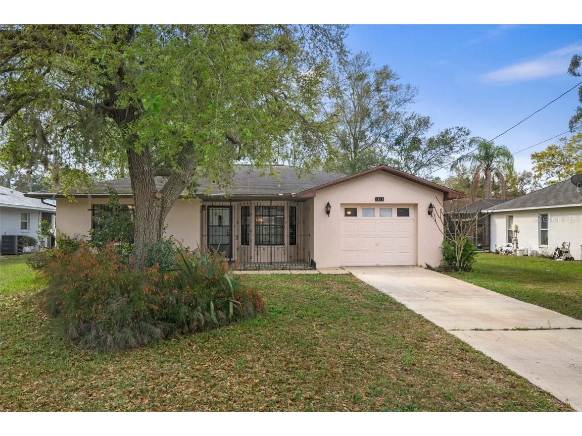 7418 Blackhawk Trail Spring Hill FL 34606 W7852745 image1