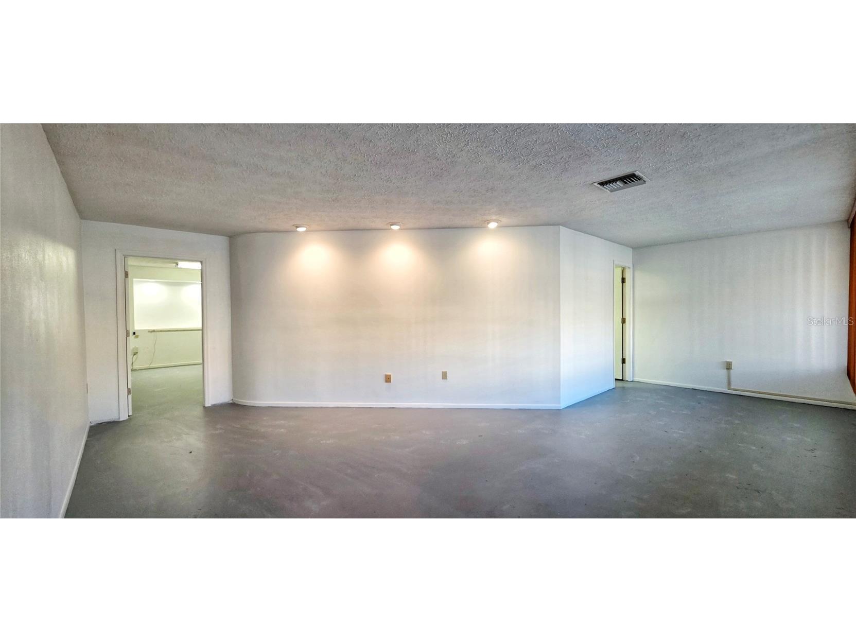 7418 Community Court Hudson FL 34667 W7881248 image8