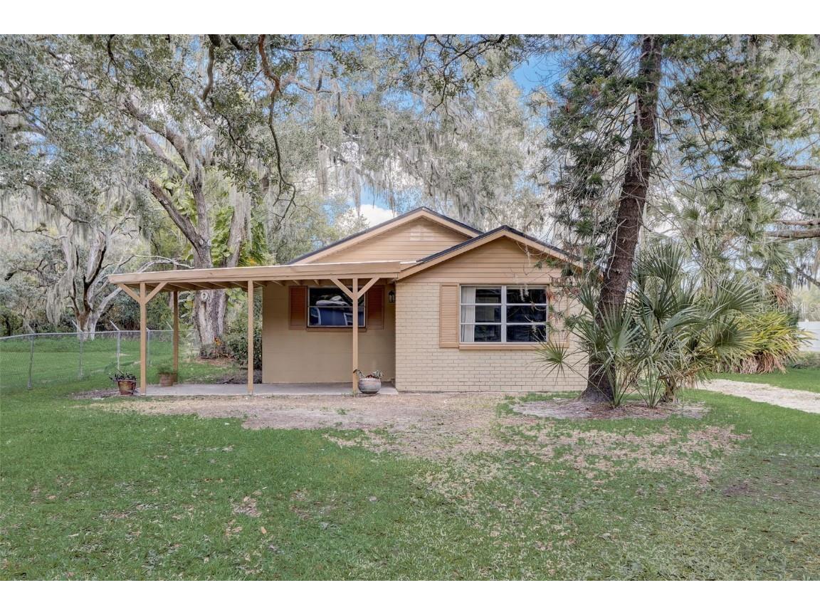7418 Lakeshore Drive Tampa FL 33604 T3491578 image1
