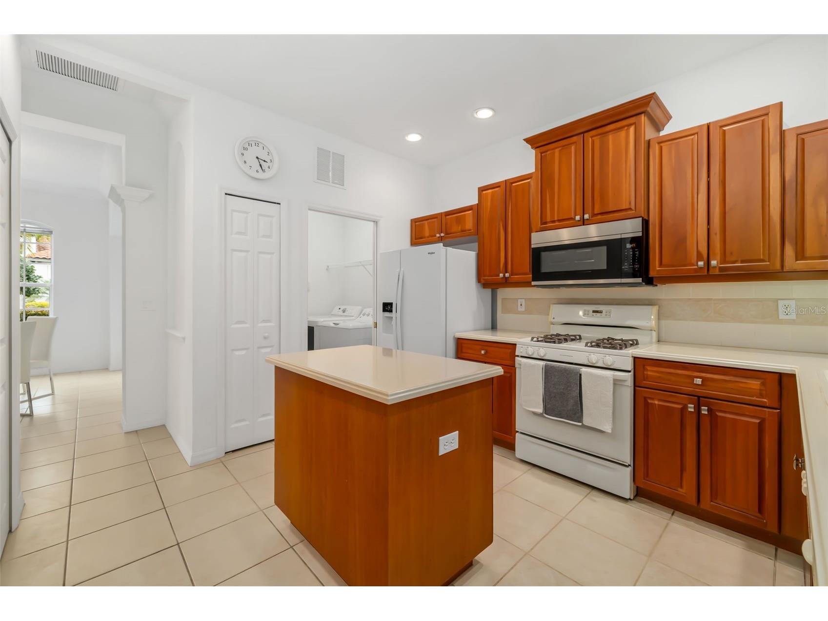 7418 Monte Verde Sarasota FL 34238 A4686455 image19