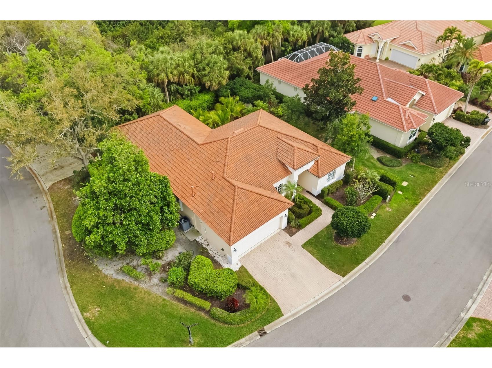 7418 Monte Verde Sarasota FL 34238 A4686455 image2