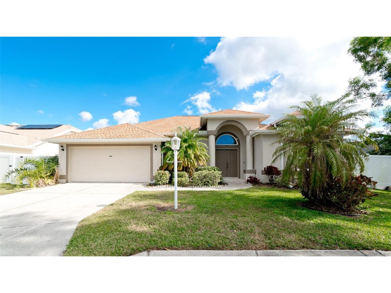 7419 38th Street E Sarasota FL 34243 A4556787 image1