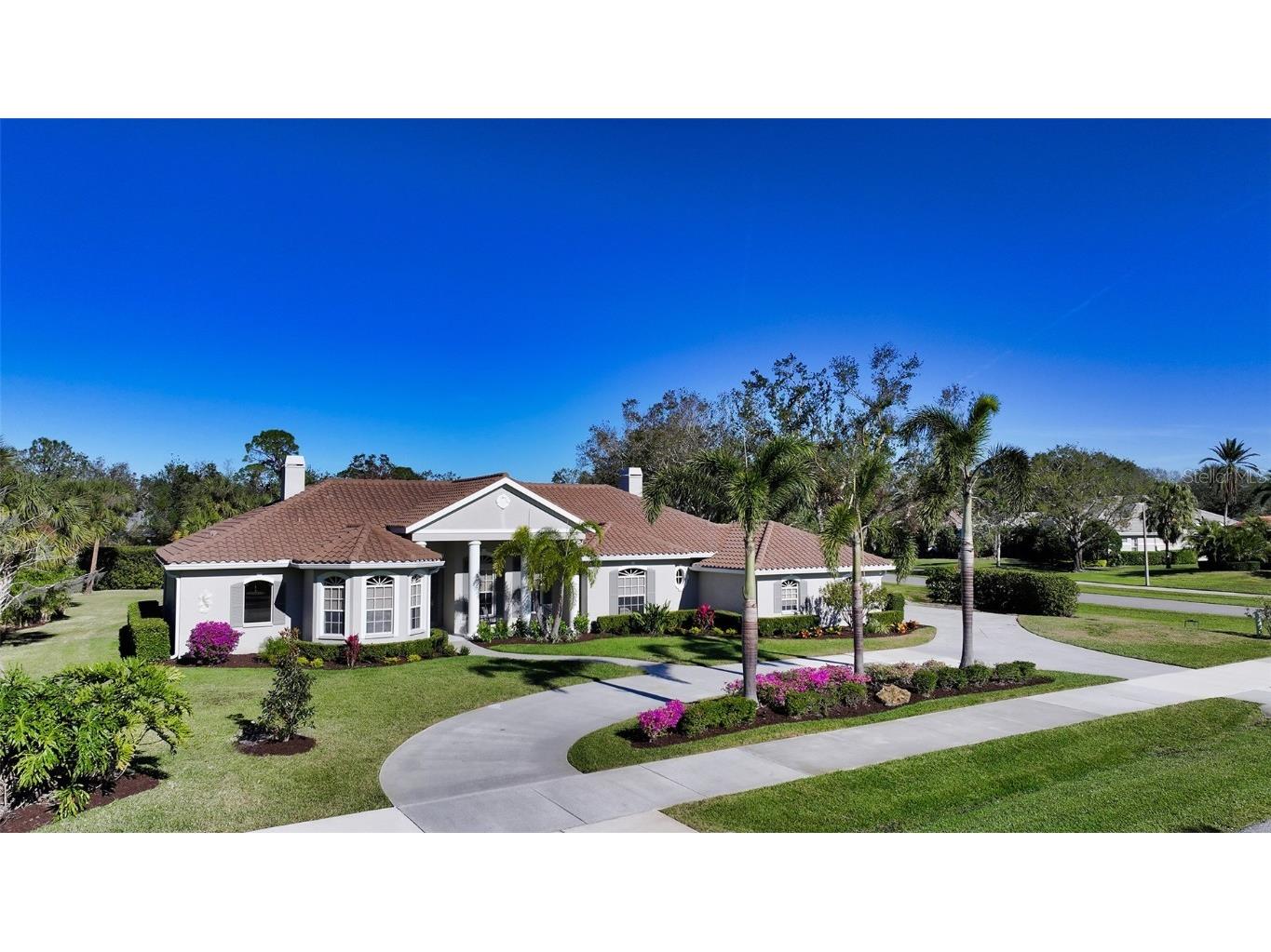 7419 Albert Tillinghast Drive Sarasota FL 34240 A4636506 image1