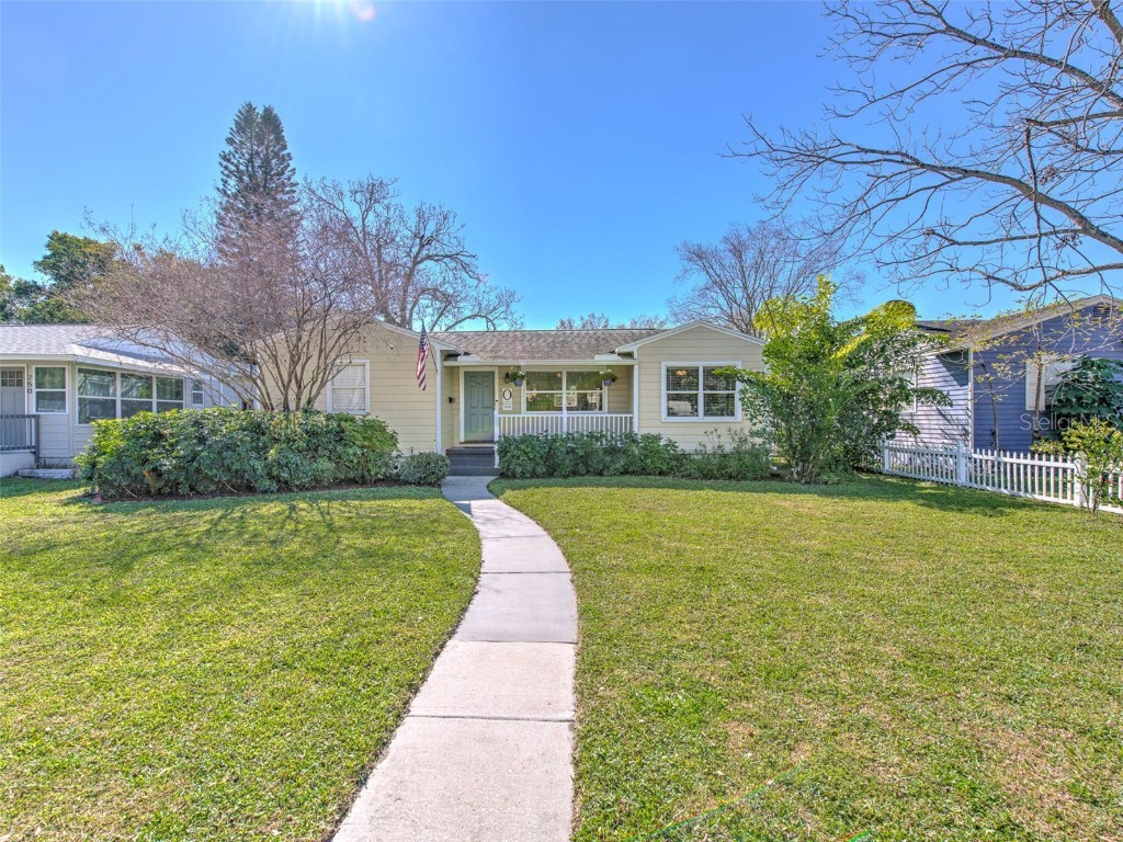 742 40th Avenue NE Saint Petersburg FL 33703 T3502378 image1