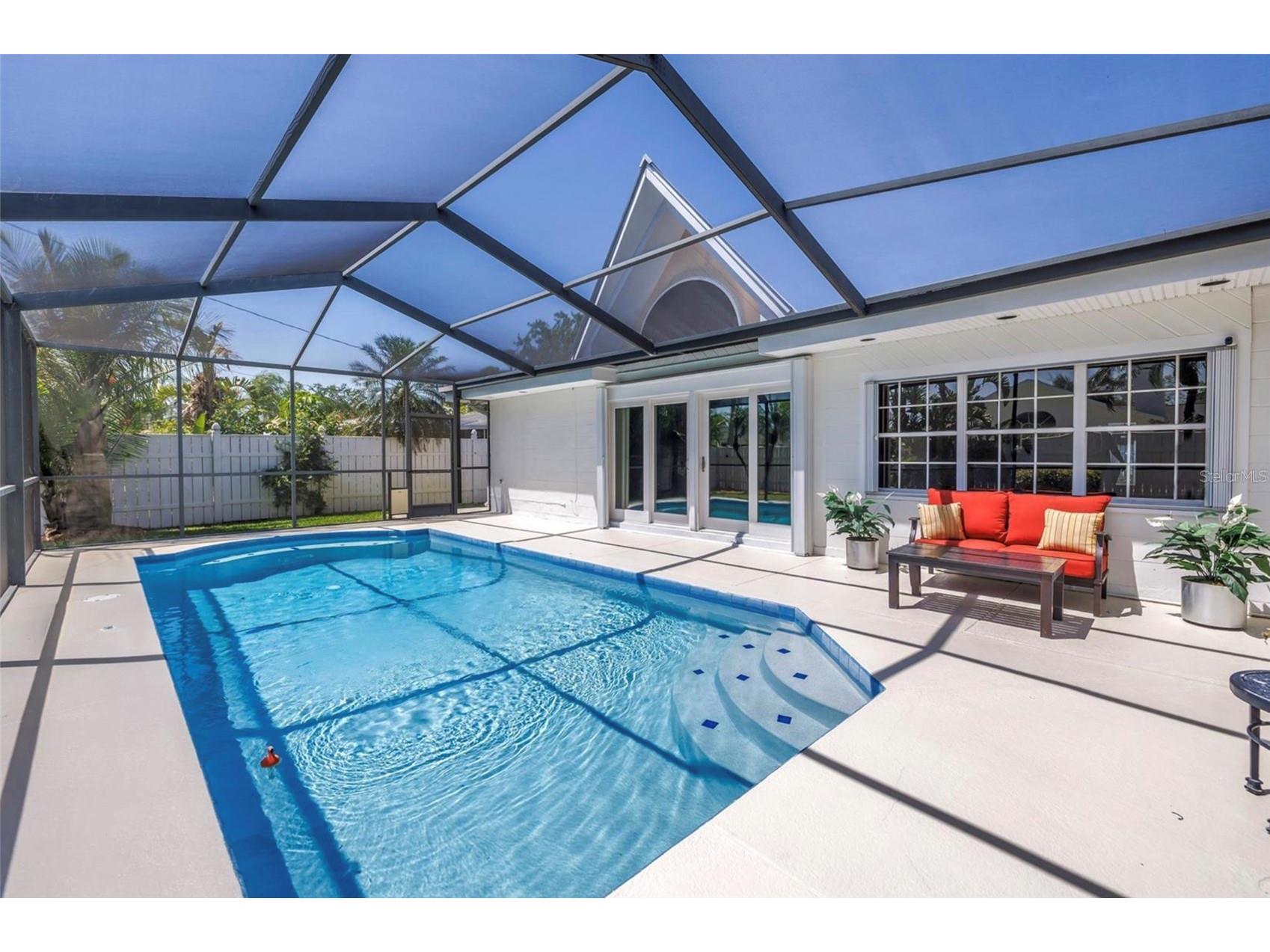 742 45th Avenue NE Saint Petersburg FL 33703 TB8514008 image18